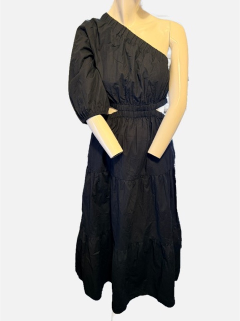 The Drop One shoulder cut out dress